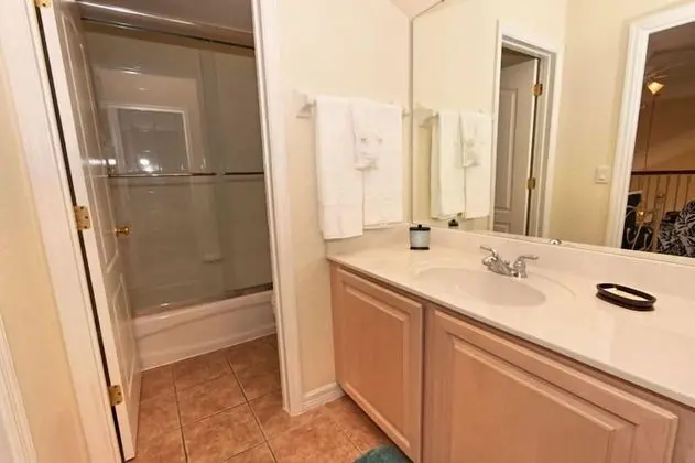 Villa (343GLEN)