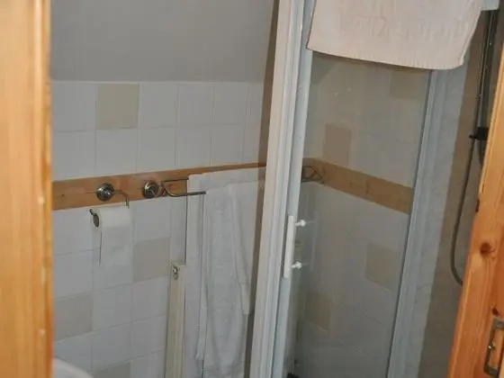 Standard Tek Büyük Yataklı Oda, Banyolu/Duşlu