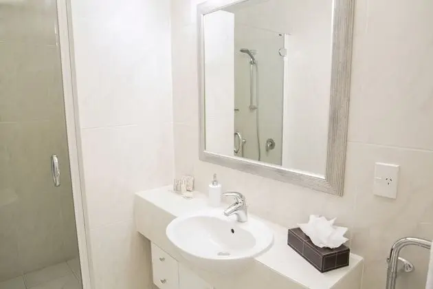 Apart Daire, 2 Yatak Odası, Avlu Manzaralı