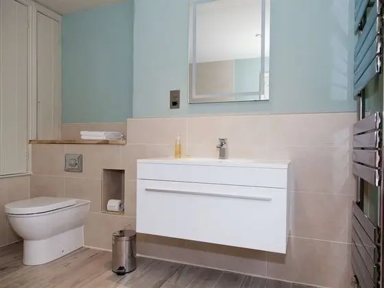 Luxury Tek Büyük Yataklı Oda, Banyolu/Duşlu, Bahçe Manzaralı (Super King)