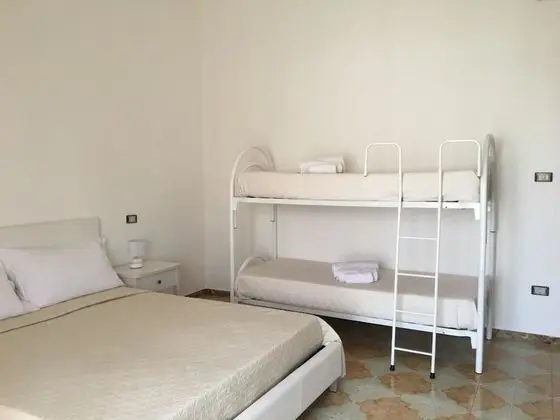 Dört Kişilik Oda, Özel Banyo (Mandorlo)