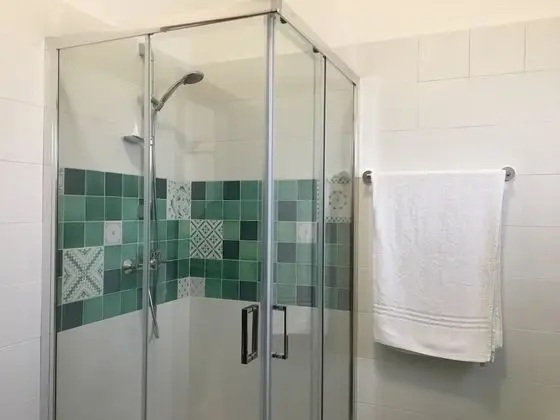 Dört Kişilik Oda, Özel Banyo (Melograno)