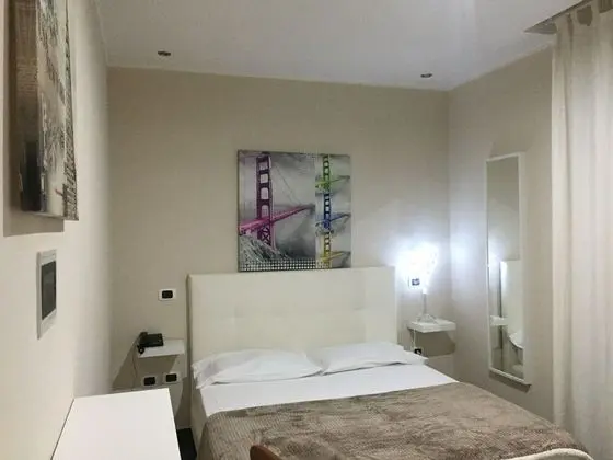 Tek Büyük Yataklı Oda
