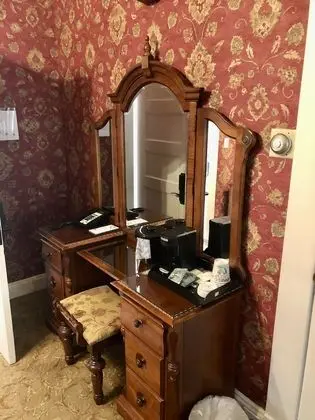 Deluxe Oda (Castle Room)