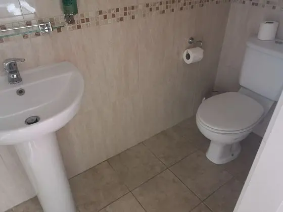 Standard Üç Kişilik Oda, Banyolu/Duşlu