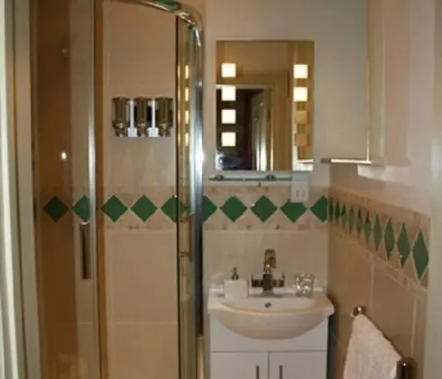 İki Ayrı Yataklı Oda, Özel Banyo, Bahçe Manzaralı