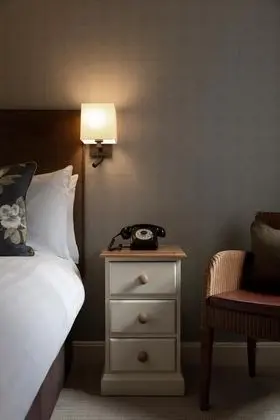 Comfort Tek Büyük Yataklı Oda