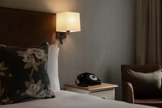 Comfort Tek Büyük Yataklı Oda