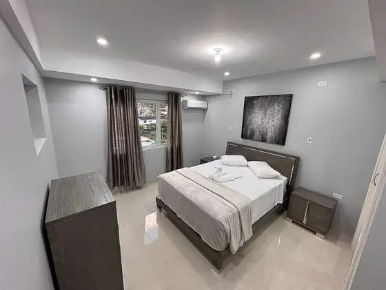 Ev (Glencoe Townhome with Loft Jacuzzi an)