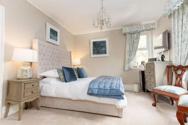 Luxury Tek Büyük Yataklı Oda, Banyolu/Duşlu, Nehir Manzaralı (Superior Lakeland King )