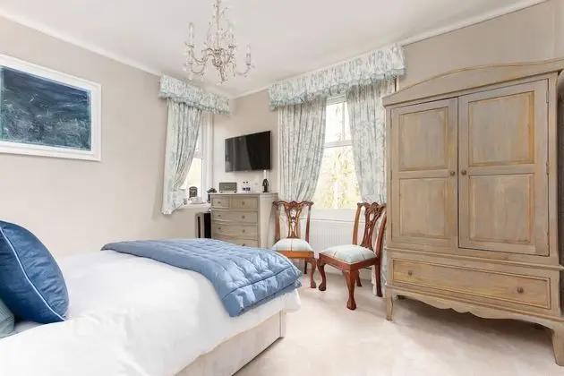 Luxury Tek Büyük Yataklı Oda, Banyolu/Duşlu, Nehir Manzaralı (Superior Lakeland King )