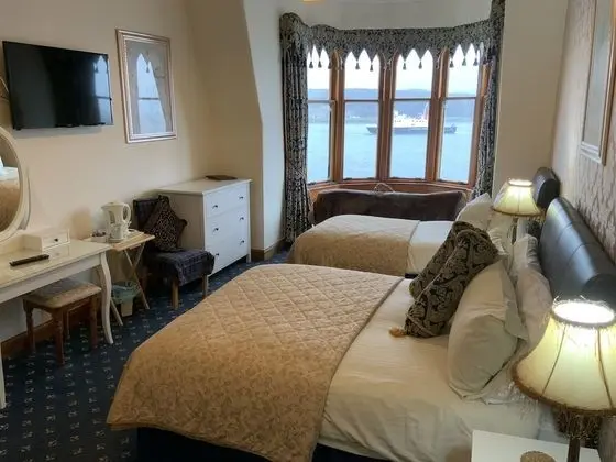 Family Oda, Deniz Manzaralı (Room 10)