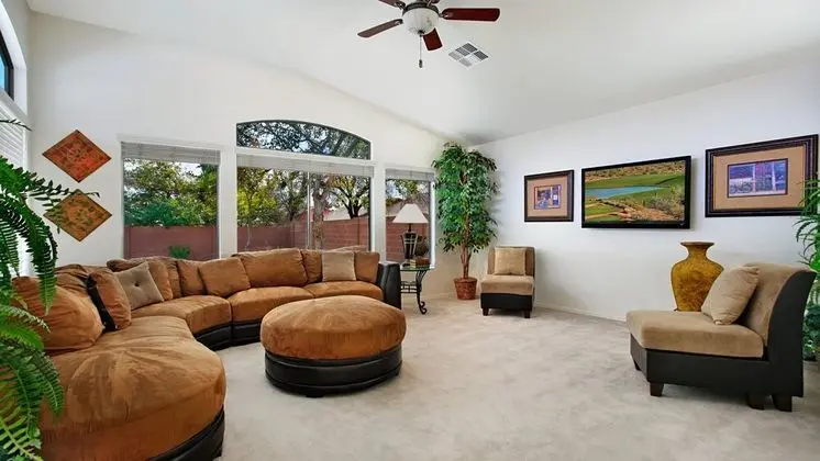 Ev (4 Bedrooms)