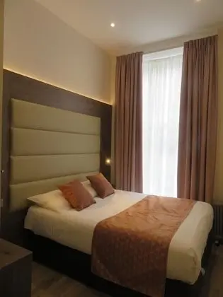 Standard Üç Kişilik Oda, 1 Yatak Odası, Özel Banyo, Şehir Manzaralı
