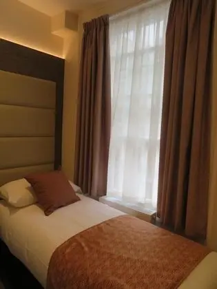 Standard Üç Kişilik Oda, 1 Yatak Odası, Özel Banyo, Şehir Manzaralı