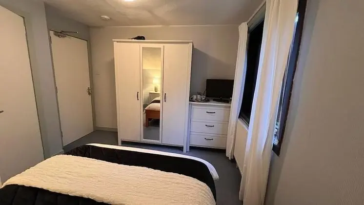 Tek Büyük Yataklı Oda, Banyolu/Duşlu (Room 4)