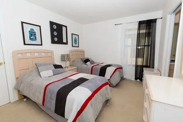 Villa (353 GLEN)