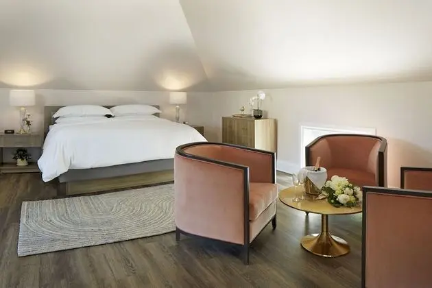 Luxury Oda (Newly Renovated)