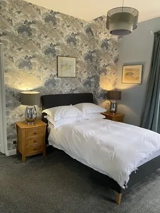 West Wing Apartment