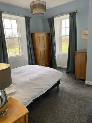 West Wing Apartment