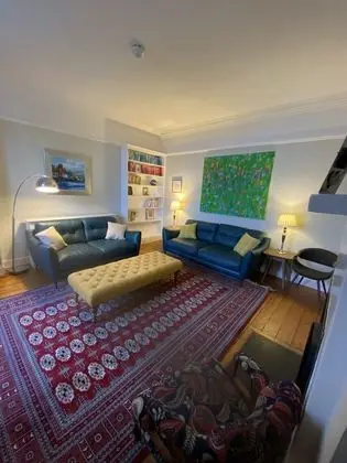 West Wing Apartment