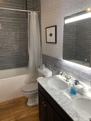West Wing Apartment