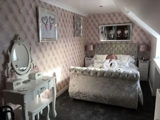 Comfort Tek Büyük Yataklı Oda, 1 Çift Kişilik Yatak