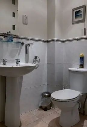 Tek Kişilik Oda, Banyolu/Duşlu