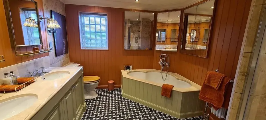 Deluxe Tek Büyük veya İki Ayrı Yataklı Oda, Deniz Manzaralı