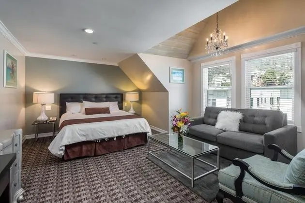 Luxury Süit, Kısmi Deniz Manzarası