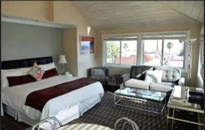 Süit, 1 En Büyük (King) Boy Yatak ve Çekyat