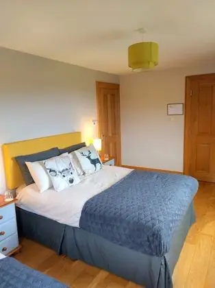 Üç Kişilik Oda (Room 2)