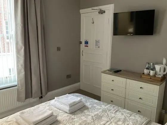 Tek Büyük Yataklı Oda, Banyolu/Duşlu