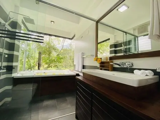 Süit (Second Floor Suite)