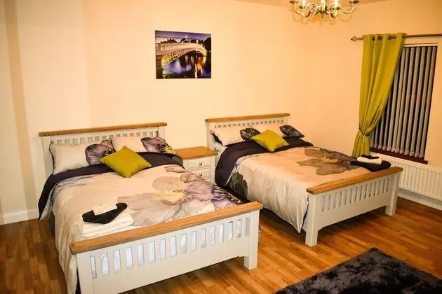 Luxury Ev, Engellilere Uygun, Sıcak Su Havuzu