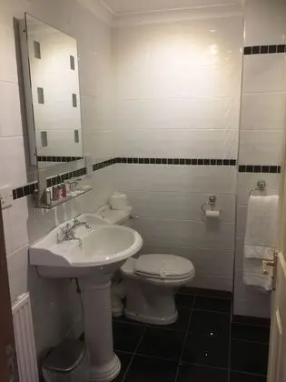 Grand Tek Büyük Yataklı Oda