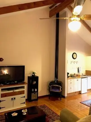 Standard Süit, 1 Yatak Odası, Sigara İçilmez, Küçük Mutfak (Sarah Jayne Cottage)