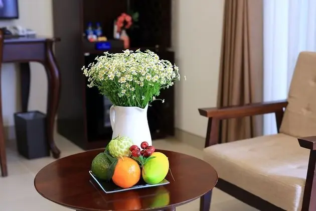 Deluxe Tek Büyük Yataklı Oda, Bahçe Manzaralı