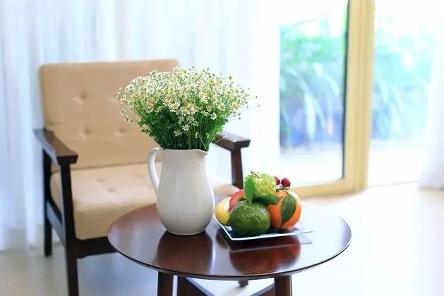 Deluxe Tek Büyük Yataklı Oda, Bahçe Manzaralı
