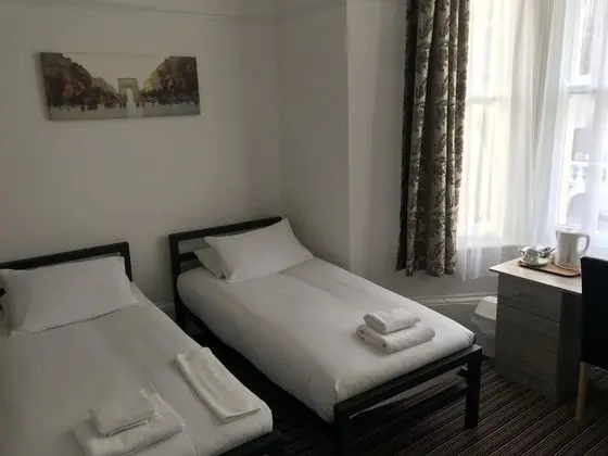 Economy İki Ayrı Yataklı Oda