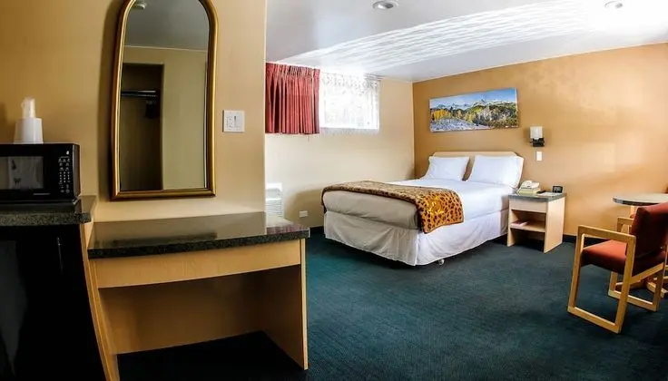 Standard Oda, 1 Büyük (Queen) Boy Yatak