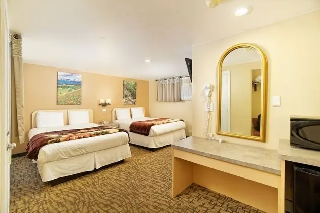 Standard Oda, 2 Büyük (Queen) Boy Yatak