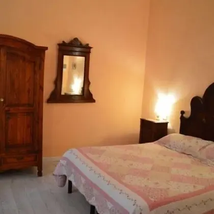 Üç Kişilik Oda