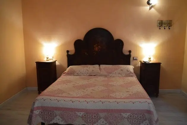 Üç Kişilik Oda