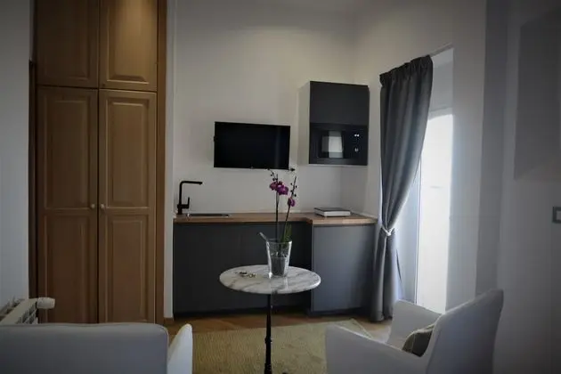 Deluxe Tek Büyük veya İki Ayrı Yataklı Oda, 1 Yatak Odası, Küçük Mutfak