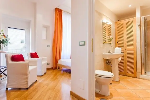 Deluxe Tek Büyük veya İki Ayrı Yataklı Oda, 1 Yatak Odası, Küçük Mutfak