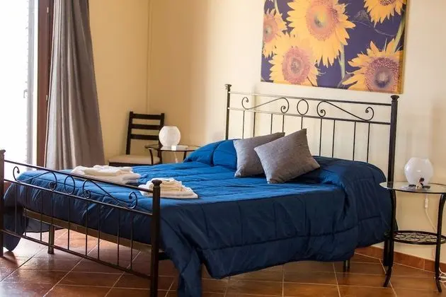 Tek Büyük Yataklı Oda, Balkon