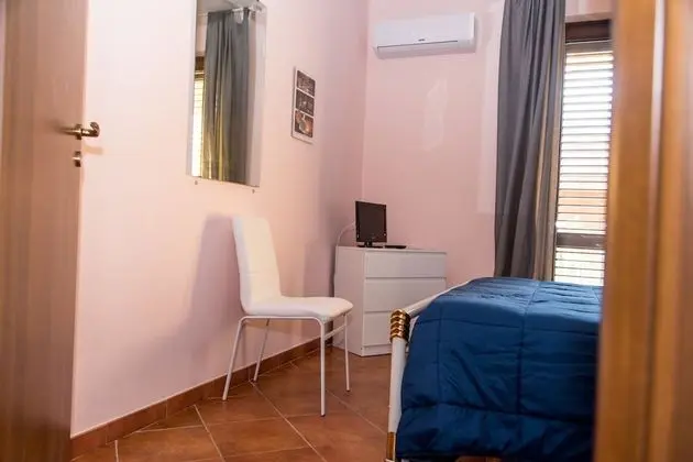 Tek Büyük Yataklı Oda, Balkon