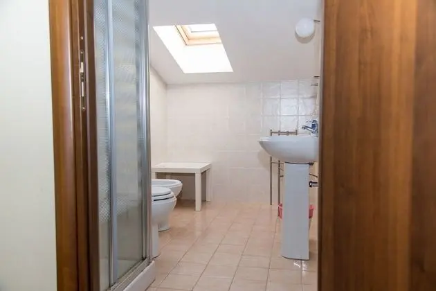 Tek Büyük Yataklı Oda, Balkon