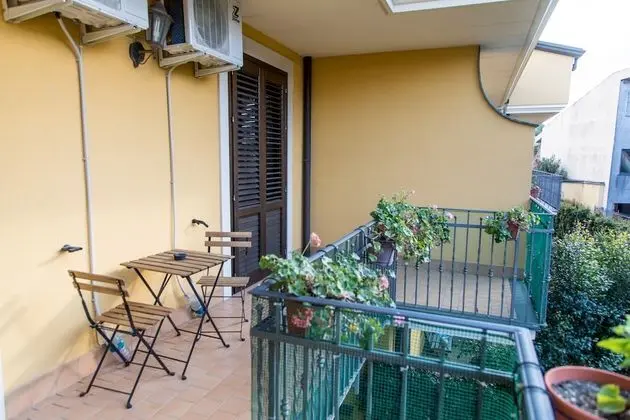 Üç Kişilik Oda, Balkon